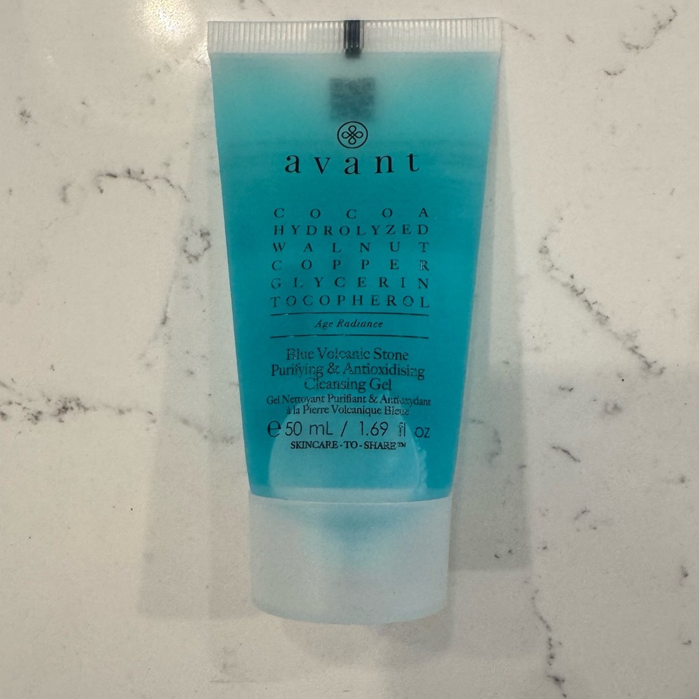 New Avant Blue Purifying & Antioxidising Cleansing Gel